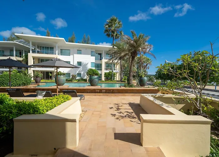 Karon Beachfront Apartment 724